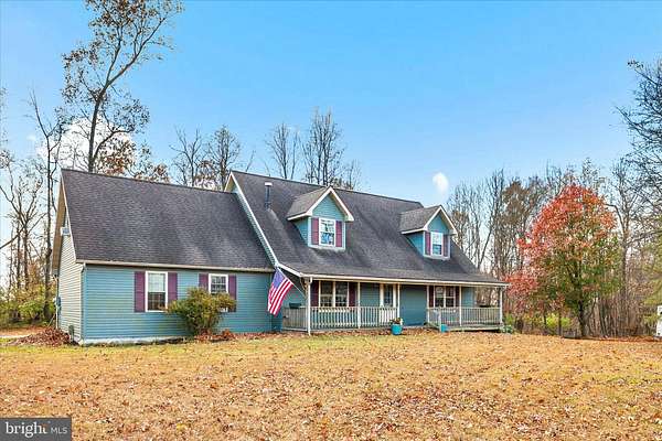 10.2 Acres of Land with Home for Sale in Glenville, Pennsylvania