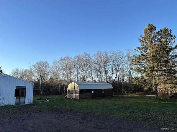 1 Acre of Residential Land for Sale in Wakefield, Michigan