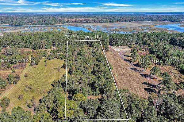 Residential Land for Sale in Ridgeland, South Carolina