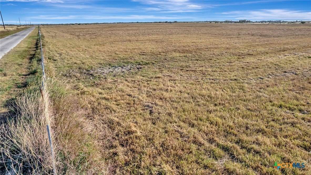 10 Acres of Land for Sale in Inez, Texas