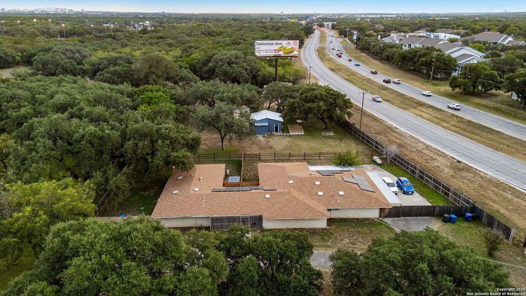 1.61 Acres of Improved Mixed-Use Land for Sale in San Antonio, Texas