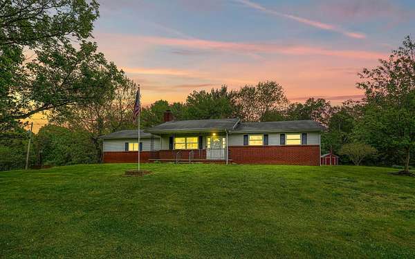 2.16 Acres of Residential Land with Home for Sale in Jackson, Ohio