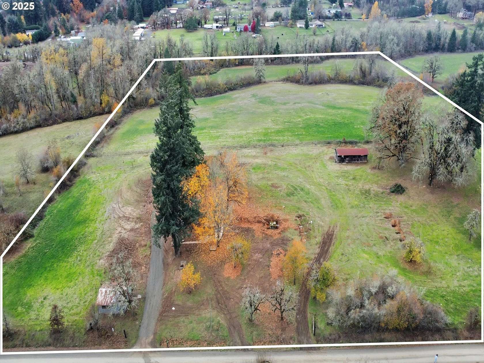 0.92 Acres of Residential Land for Sale in Dallas, Oregon