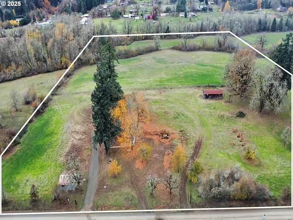 0.92 Acres of Residential Land for Sale in Dallas, Oregon