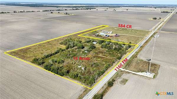 15.3 Acres of Land with Home for Sale in Louise, Texas