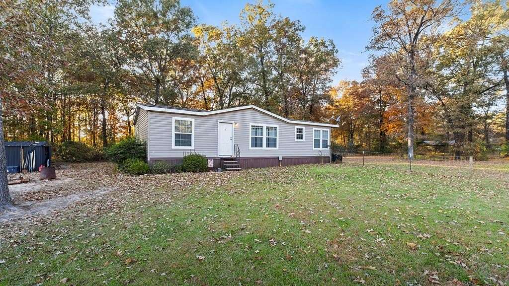 8.77 Acres of Residential Land with Home for Sale in Fouke, Arkansas