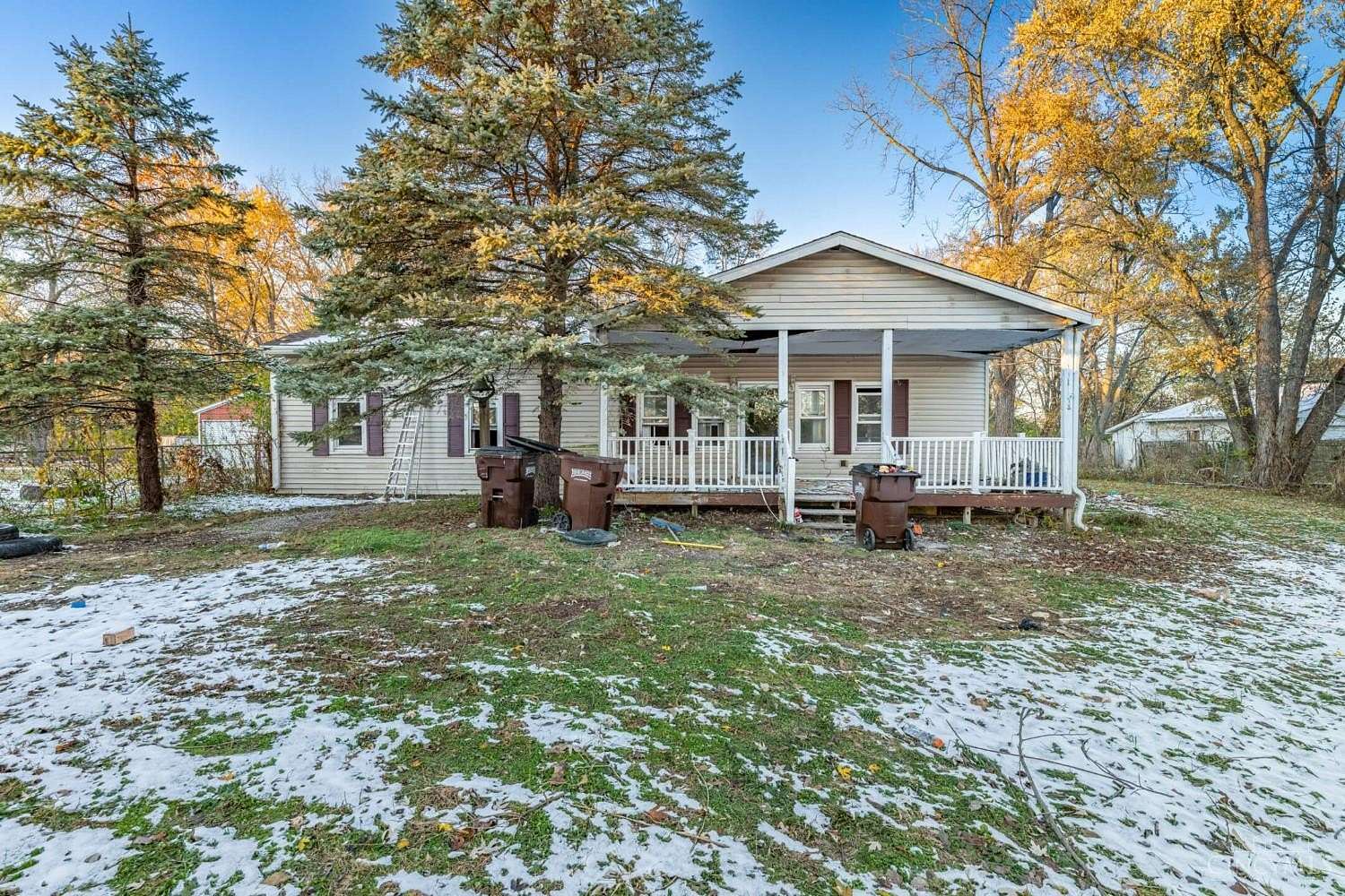 6.66 Acres of Residential Land with Home for Sale in Madison Township, Ohio