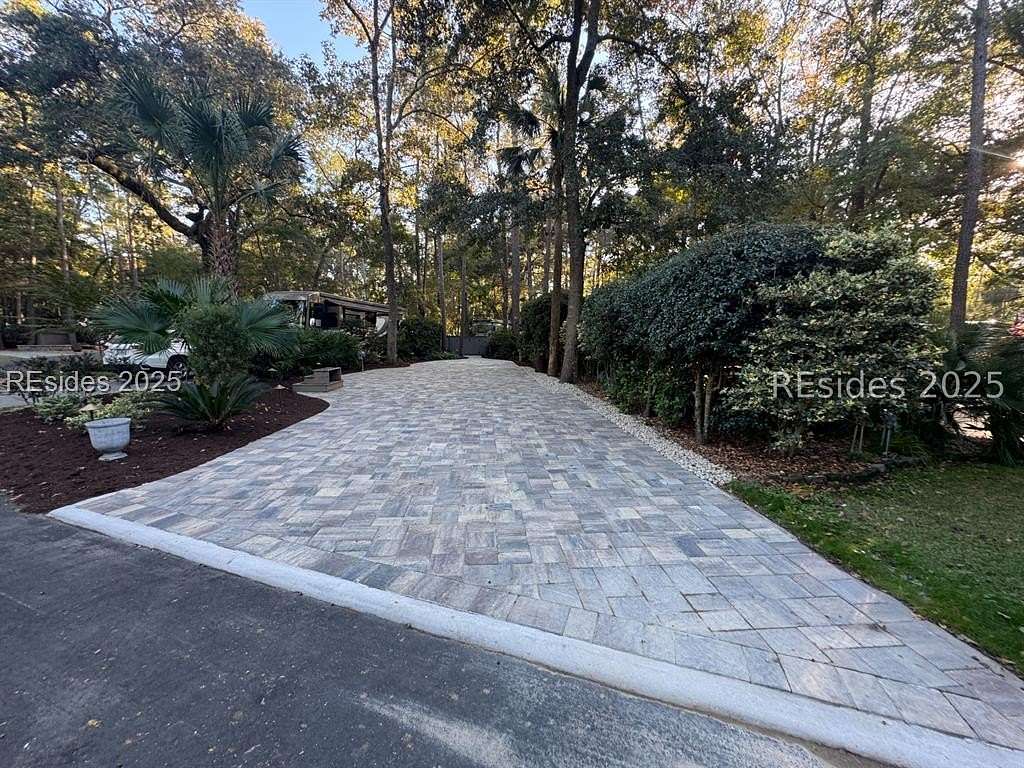 Residential Land for Sale in Hilton Head Island, South Carolina