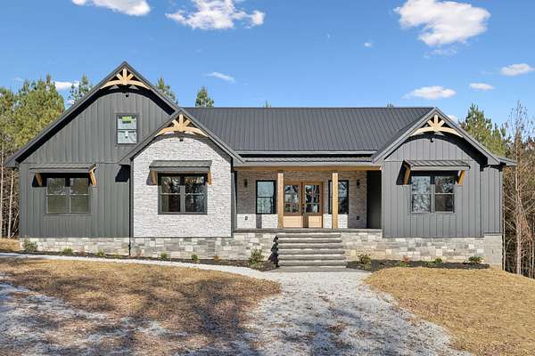 5 Acres of Residential Land with Home for Sale in Erin, Tennessee