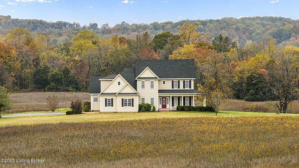 10.7 Acres of Land with Home for Sale in Bowling Green, Kentucky