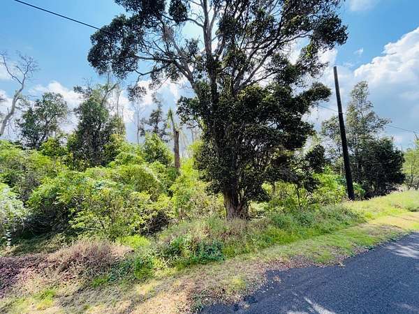 1 Acre of Residential Land for Sale in Hawaiian Ocean View, Hawaii