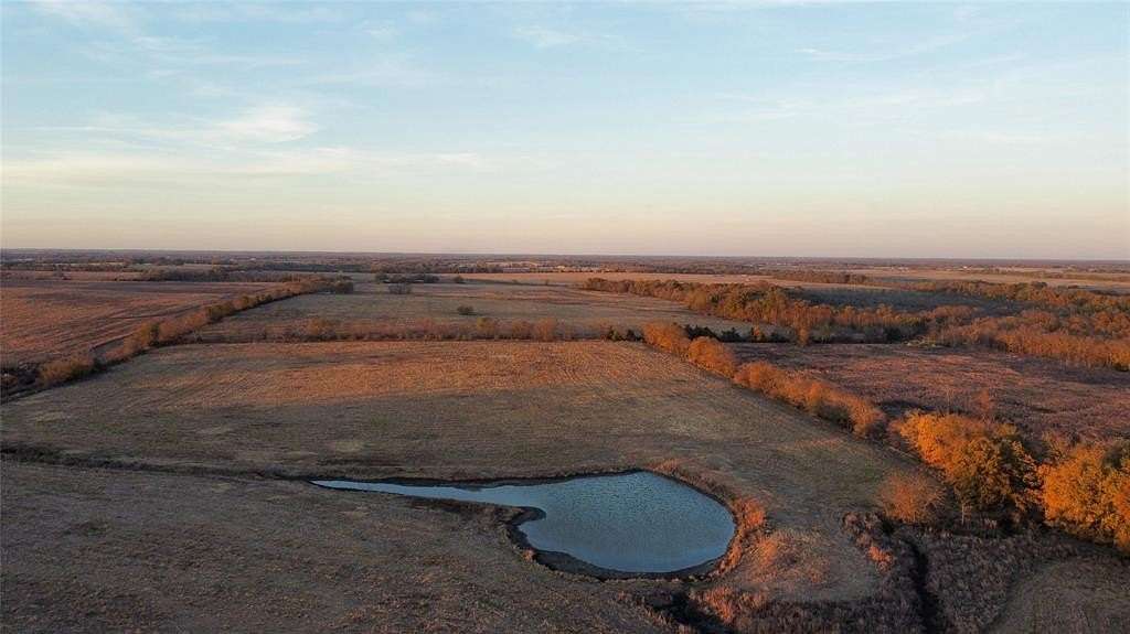 328 Acres of Agricultural Land for Sale in Deport, Texas