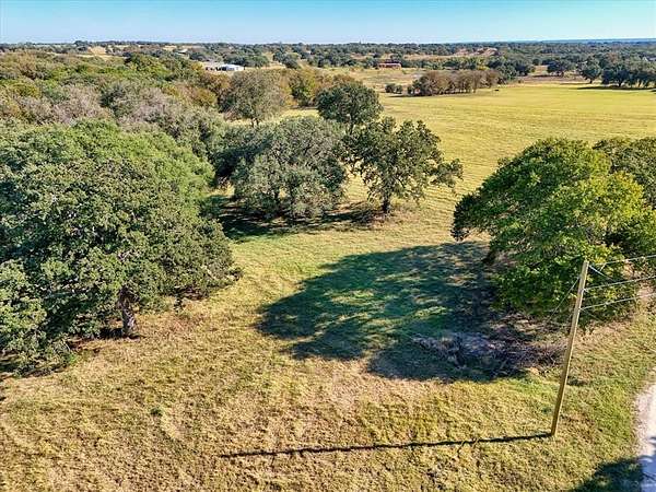 10 Acres of Land for Sale in Tolar, Texas