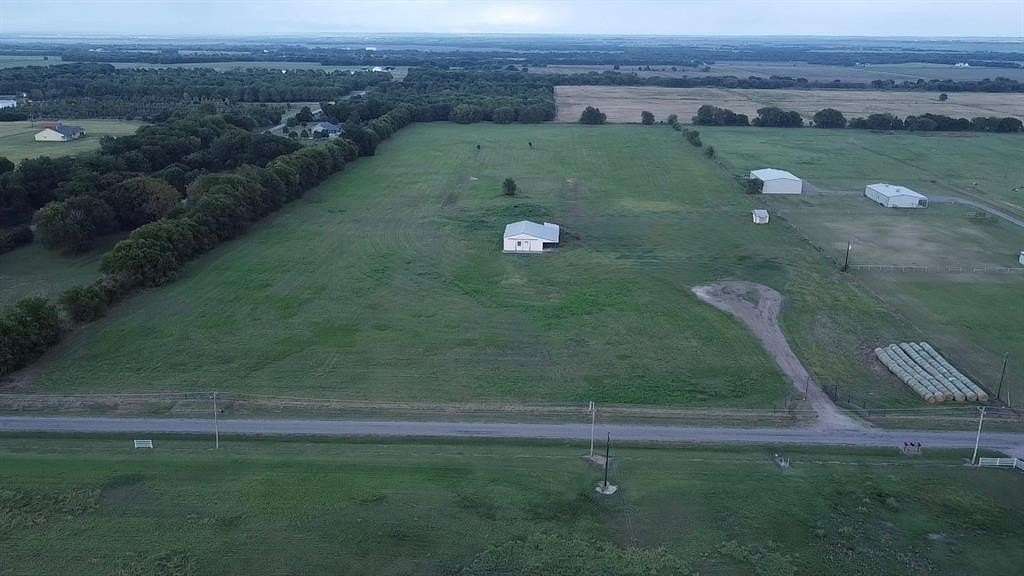 1.4 Acres of Commercial Land for Sale in Collinsville, Texas