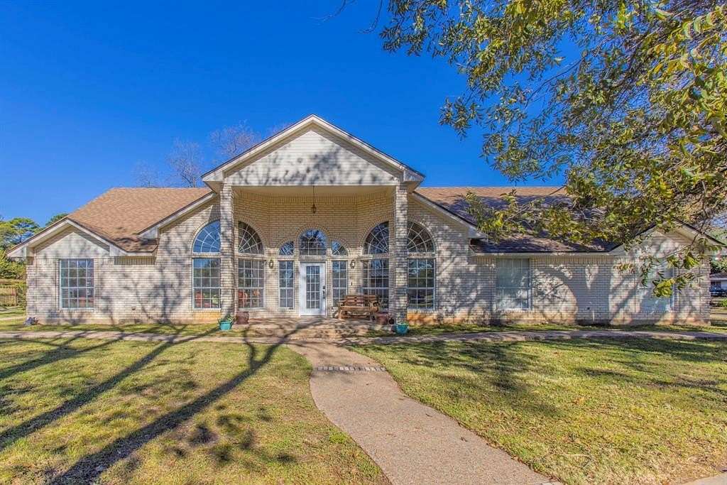 2.79 Acres of Residential Land with Home for Sale in Waco, Texas