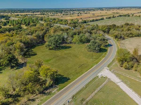 2.39 Acres of Residential Land for Sale in Kerens, Texas