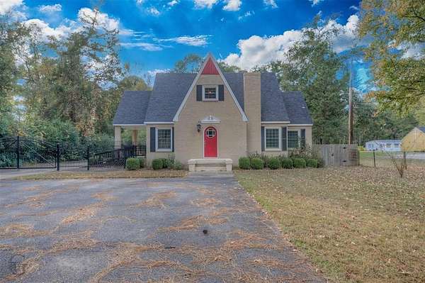 2.5 Acres of Improved Mixed-Use Land for Sale in Shreveport, Louisiana