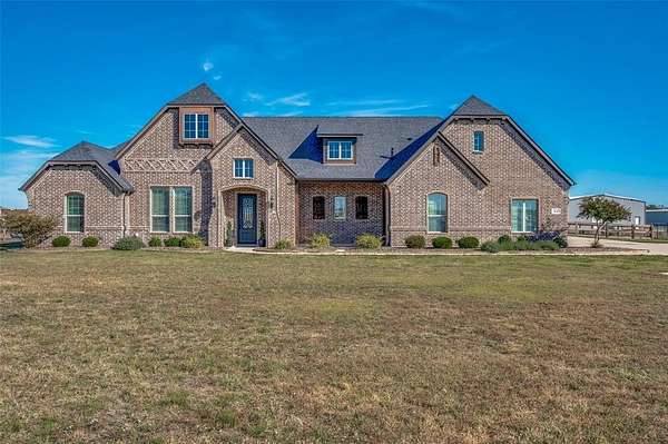 2.37 Acres of Residential Land with Home for Sale in Krum, Texas