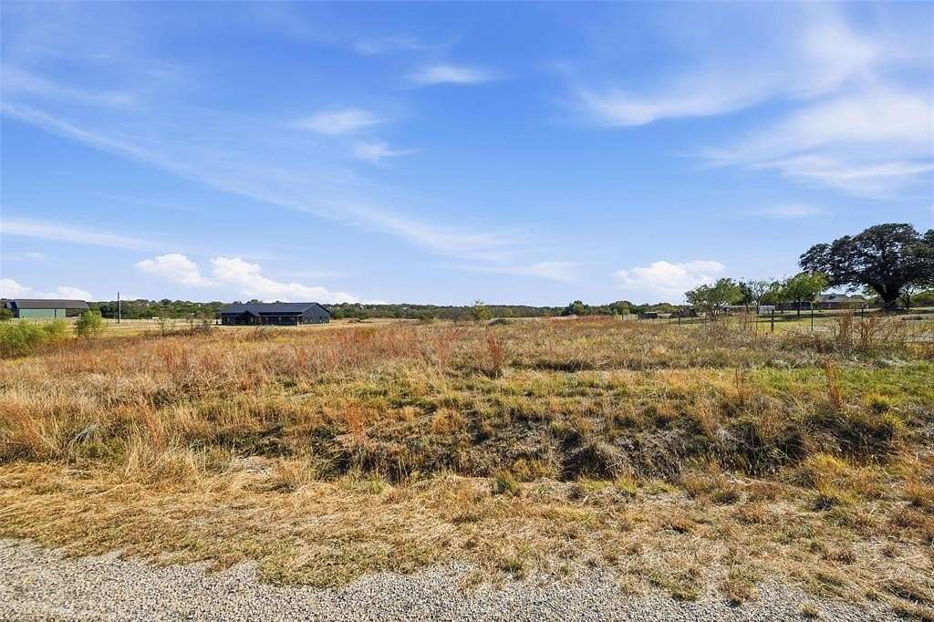 5 Acres of Residential Land for Sale in Weatherford, Texas