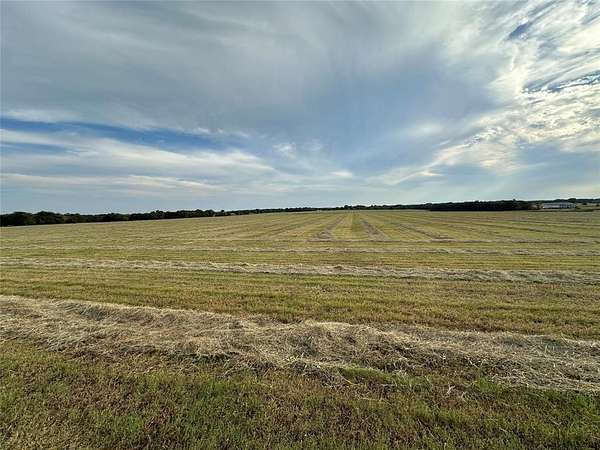 13 Acres of Agricultural Land for Sale in Whitesboro, Texas