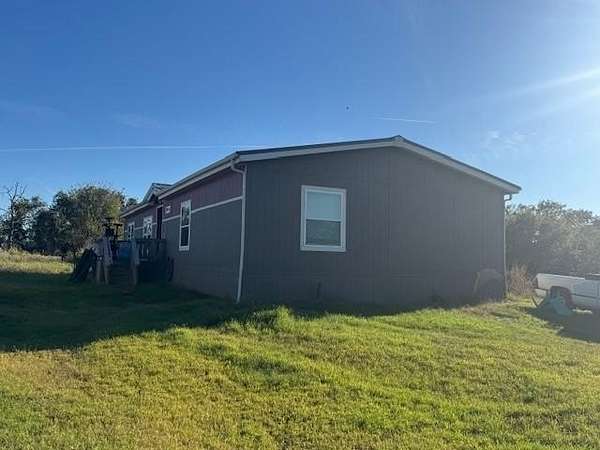 3.1 Acres of Residential Land with Home for Sale in Springtown, Texas