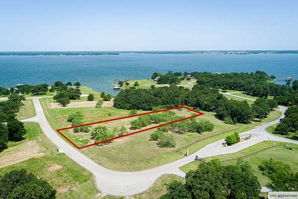 1 Acre of Residential Land for Sale in Streetman, Texas
