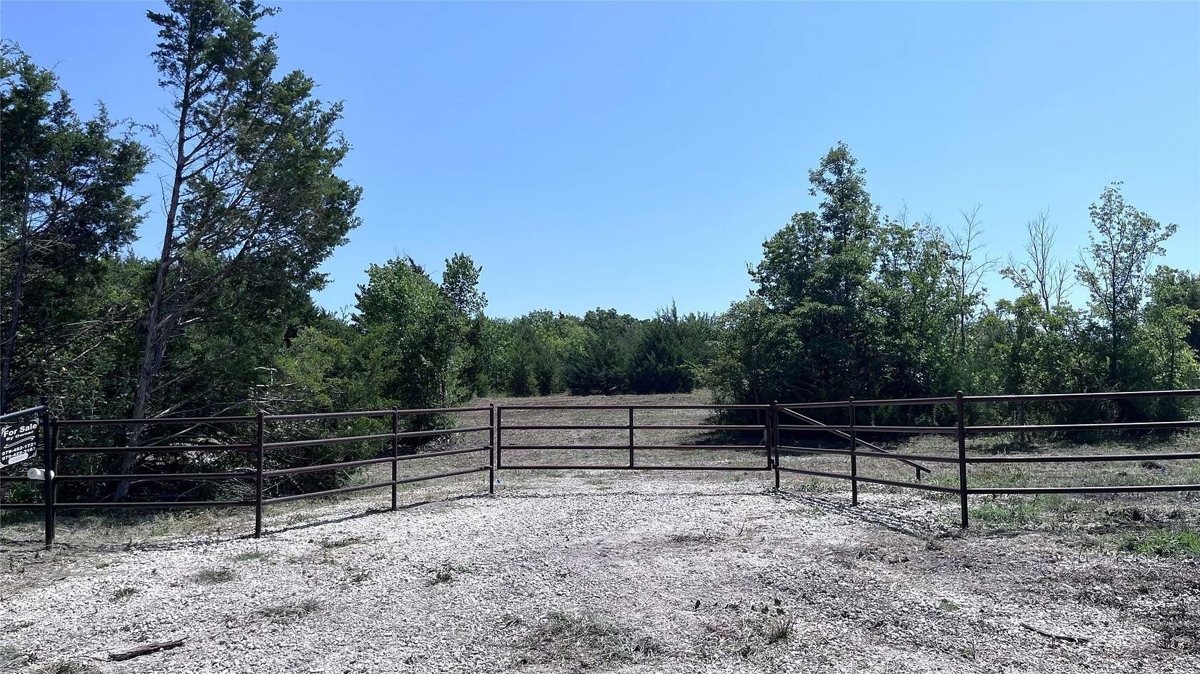16 Acres of Land for Sale in Sherman, Texas