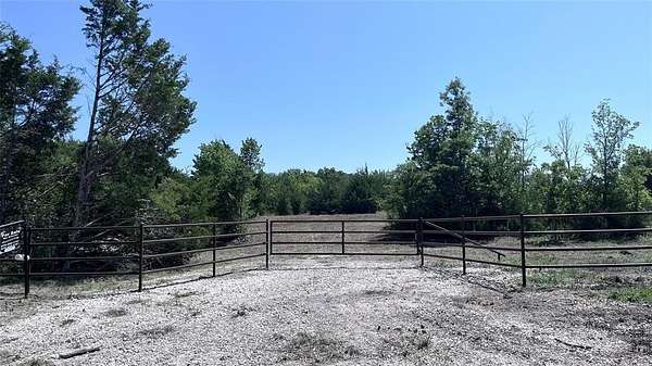 16 Acres of Land for Sale in Sherman, Texas