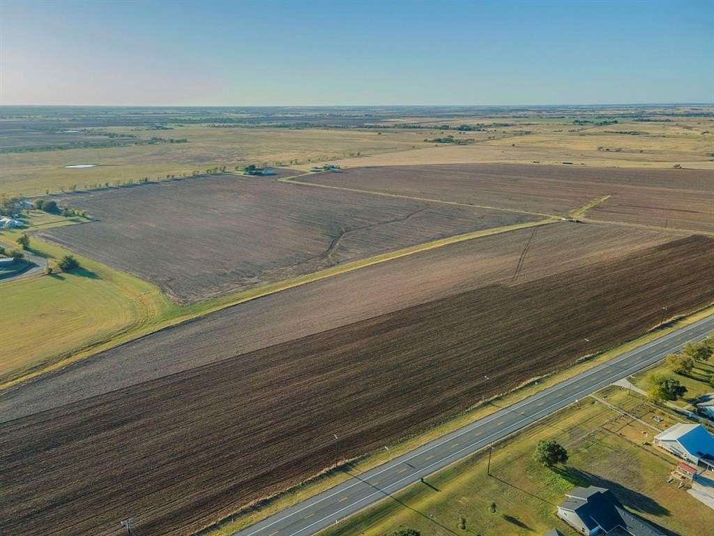 113 Acres of Land for Sale in McGregor, Texas
