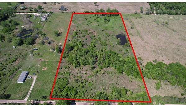 10.5 Acres of Land for Sale in Kaufman, Texas