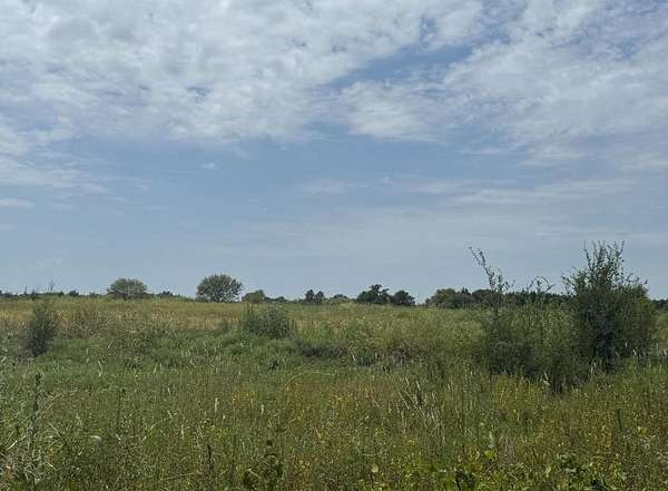 11 Acres of Recreational & Residential Land for Sale in Whitney, Texas