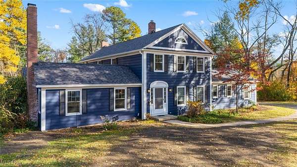 6.54 Acres of Residential Land with Home for Sale in Youngstown, Ohio