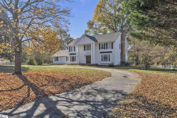 2.5 Acres of Residential Land with Home for Sale in Taylors, South Carolina