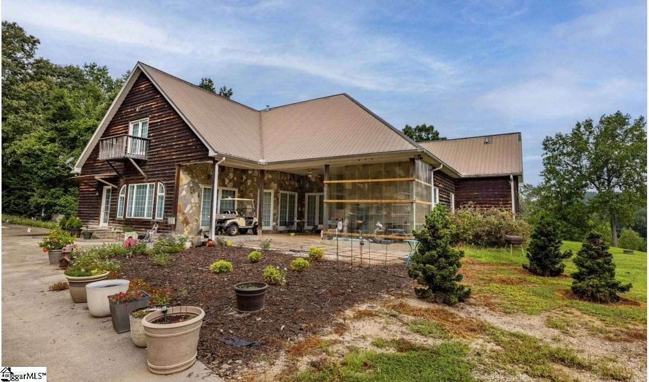 378 Acres of Recreational Land with Home for Sale in Westminster, South Carolina