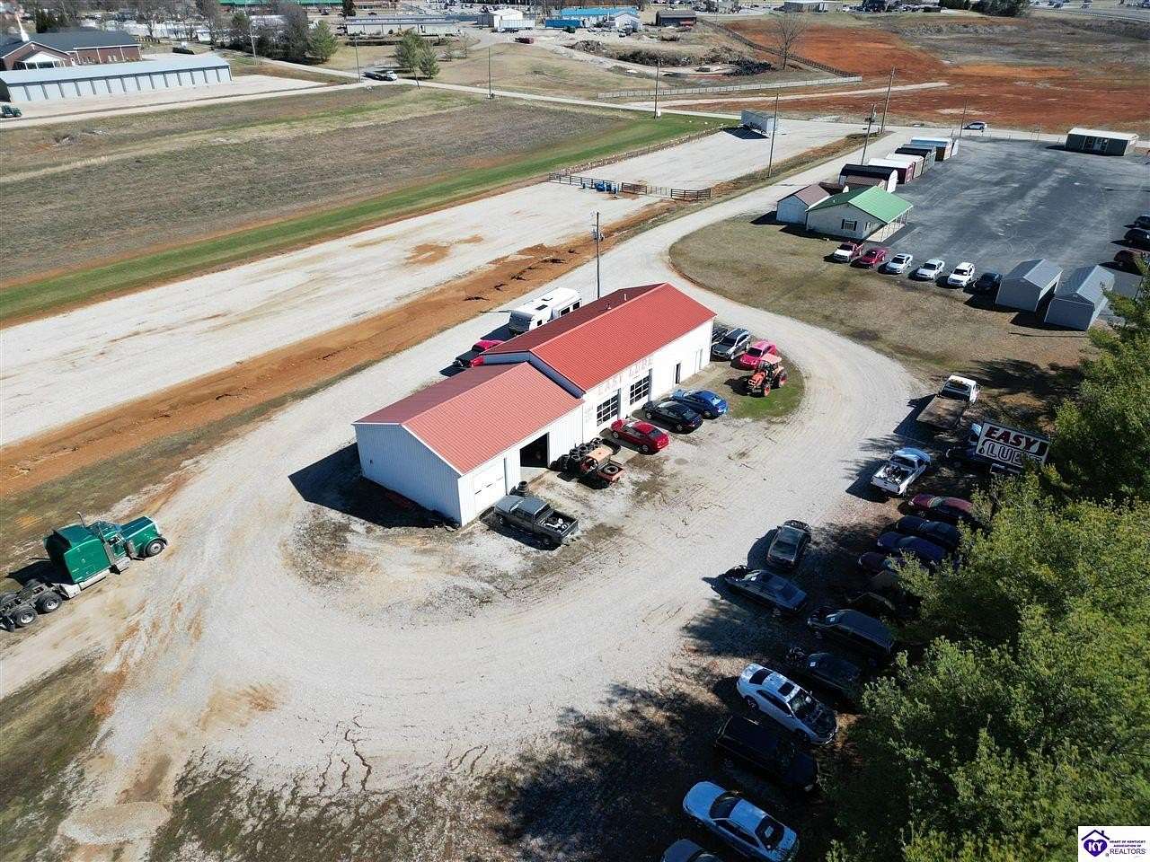 6 Acres of Commercial Land for Sale in Hodgenville, Kentucky