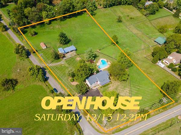 4.33 Acres of Residential Land with Home for Sale in Lovettsville, Virginia