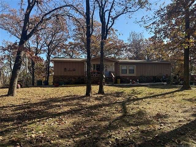 1.59 Acres of Residential Land with Home for Sale in Mounds, Oklahoma