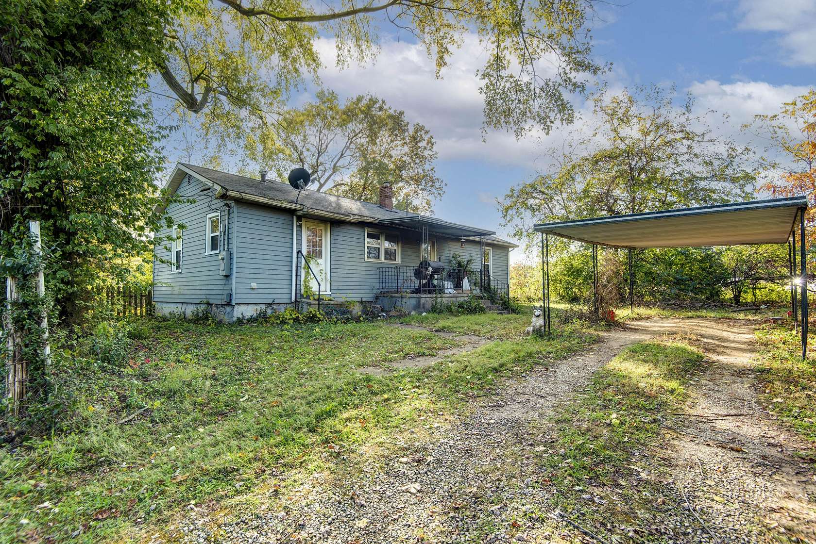 5 Acres of Improved Mixed-Use Land for Sale in Lebanon, Missouri