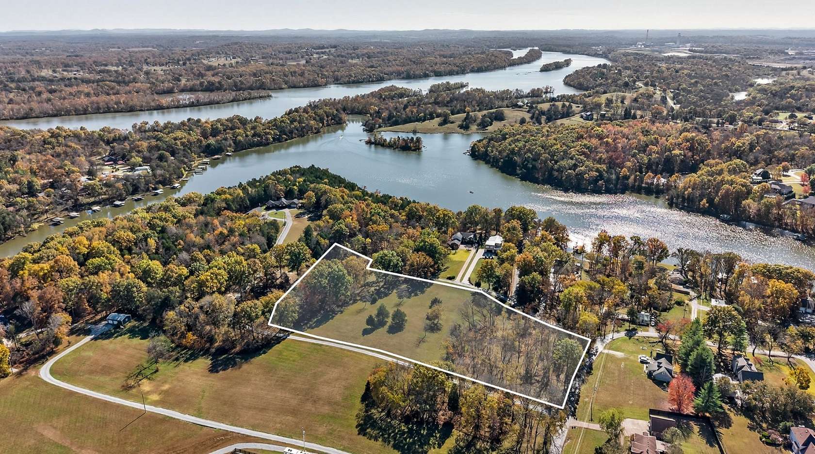 5.16 Acres of Residential Land for Sale in Gallatin, Tennessee