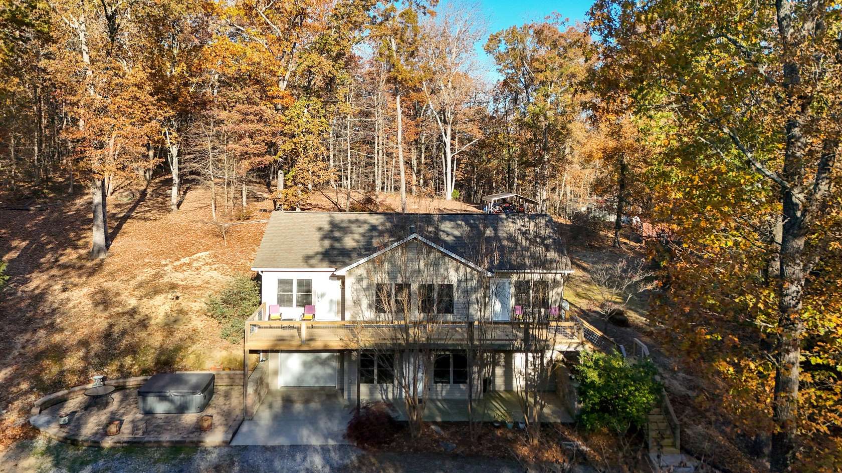 7.86 Acres of Residential Land with Home for Sale in Ooltewah, Tennessee