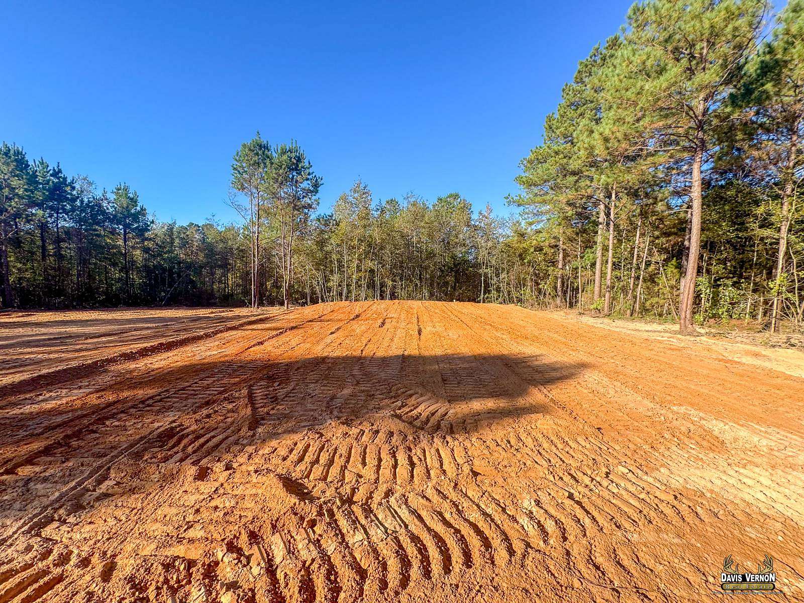 6 Acres of Residential Land for Sale in Hughes Springs, Texas