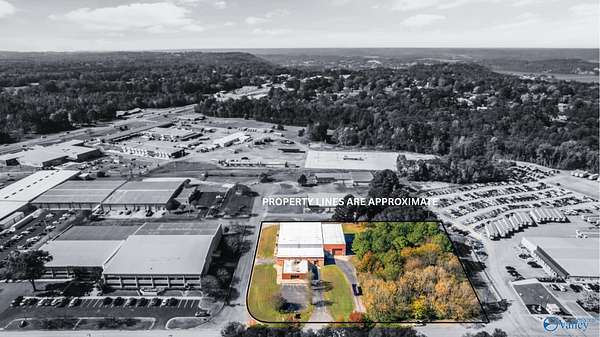 2.34 Acres of Improved Commercial Land for Sale in Guntersville, Alabama