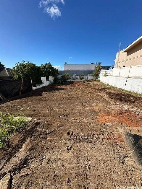 0.12 Acres of Mixed-Use Land for Sale in Honolulu, Hawaii
