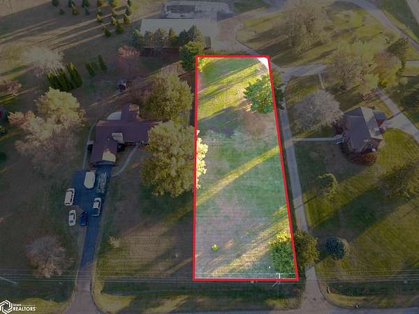0.56 Acres of Residential Land for Sale in Grinnell, Iowa