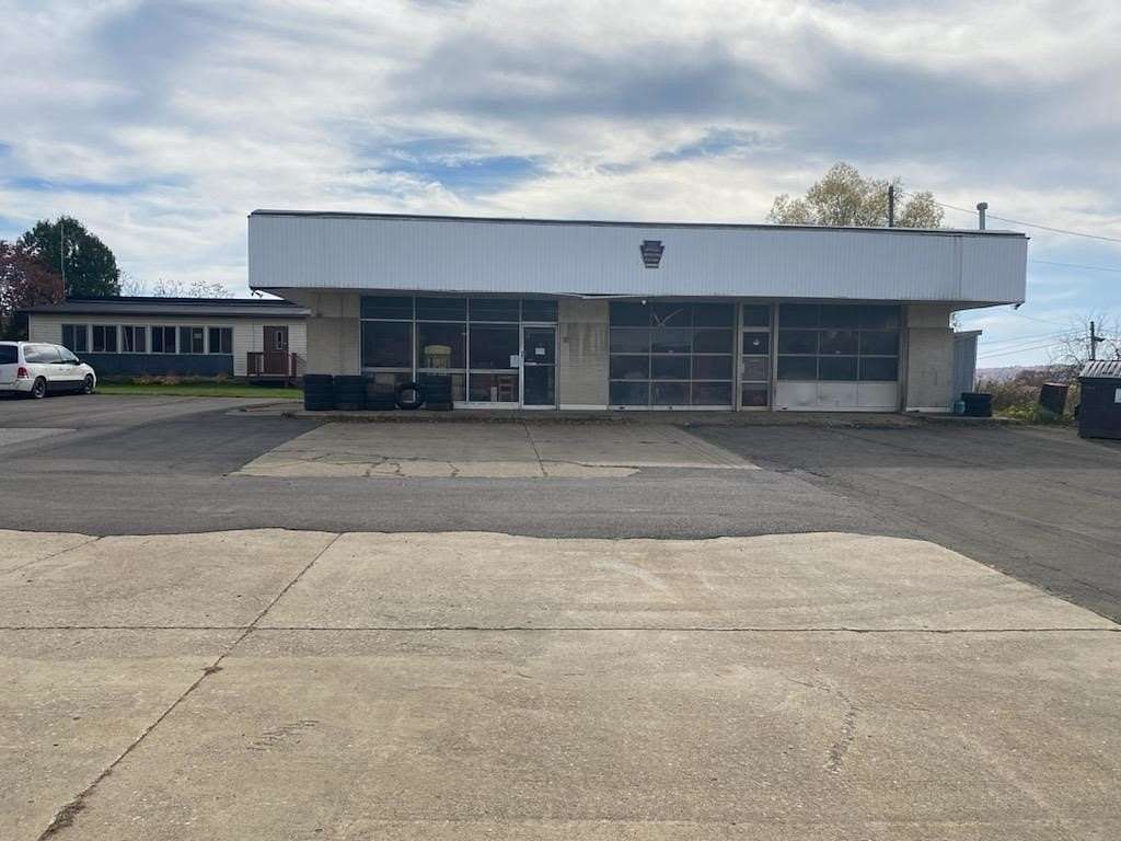 2.23 Acres of Improved Commercial Land for Sale in Saegertown, Pennsylvania