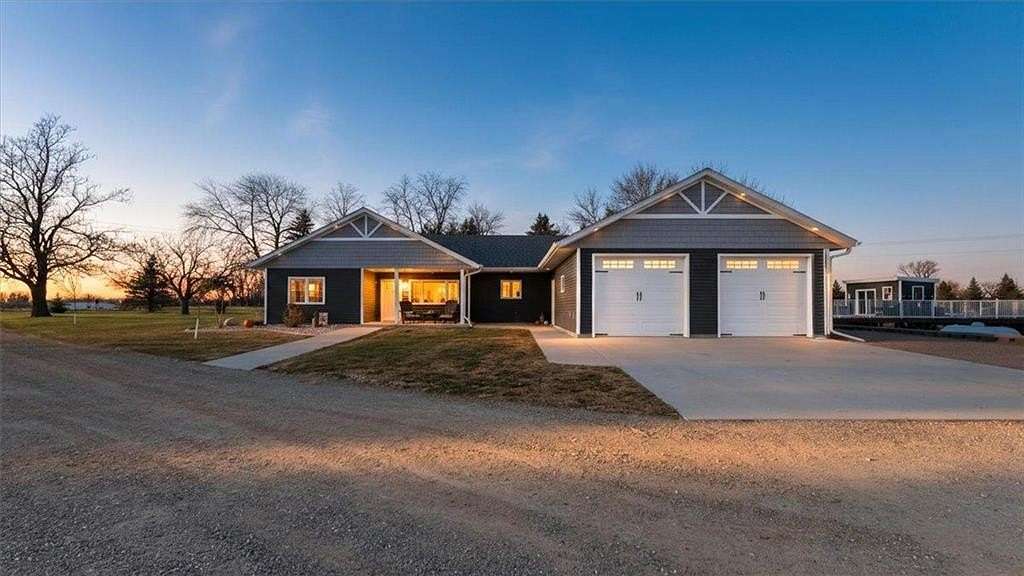 10 Acres of Residential Land with Home for Sale in Montevideo, Minnesota