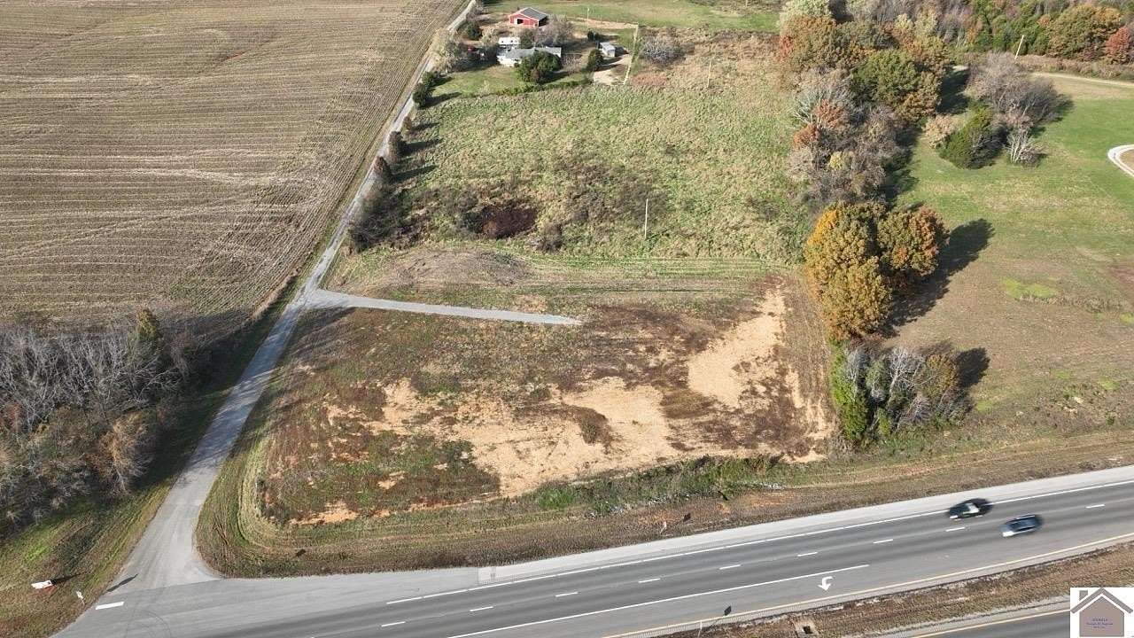 2 Acres of Commercial Land for Sale in Cadiz, Kentucky