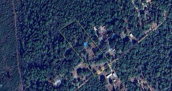 2.6 Acres of Residential Land for Sale in Chipley, Florida