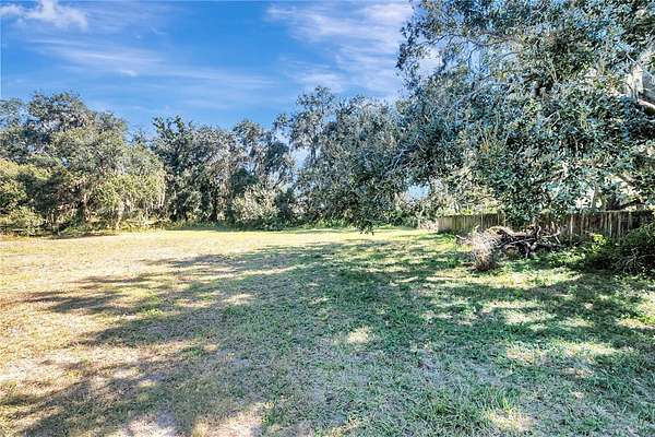 1 Acre of Residential Land for Sale in Wesley Chapel, Florida