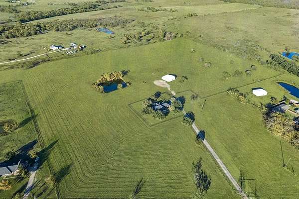 27.8 Acres of Land with Home for Sale in Kaufman, Texas